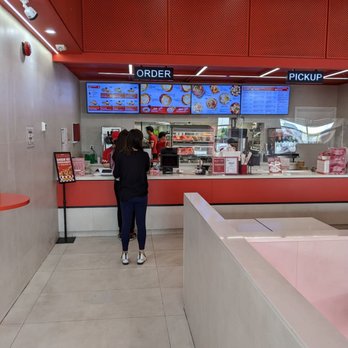 Bingz Crispy Burger - Order and pickup counters - Burgers Near Me - Markham, Ontario