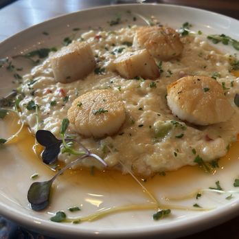 Reid's Apothecary - Scallops - New American Near Me - Brunswick, Georgia