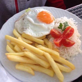 Bastidor da Ribaita - Hamburger on a plate - Burgers Near Me - Porto, 13