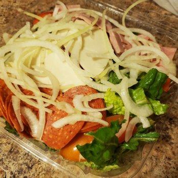 Pepperoni's Pizza - Chefs salad - Pizza Near Me - High Springs, Florida Pepperoni's Pizza - Chefs salad - Pizza Near Me - High Springs, Florida
