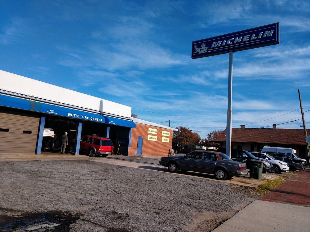 WHITE DISCOUNT TIRE Updated August 2024 201 E Liberty St, Salisbury