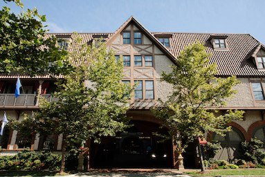 Grand Bohemian Lodge Asheville, Autograph Collection by null