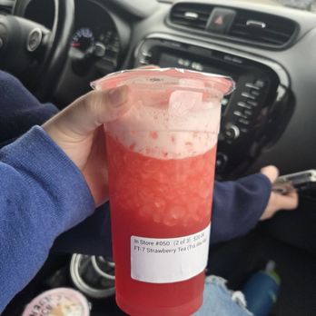 Mía 102 - Strawberry fruit tea - Juice Bars & Smoothies Near Me - Portland, Oregon Mía 102 - Strawberry fruit tea - Juice Bars & Smoothies Near Me - Portland, Oregon