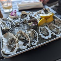South Beach Bar & Grille - $1 Oysters