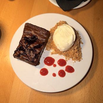 Sagaponack - Brownie Dessert - Bars Near Me - New York, New York Sagaponack - Brownie Dessert - Bars Near Me - New York, New York