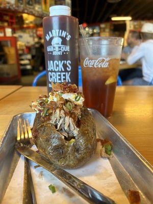 Martin's Bar-B-Que Joint by null