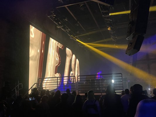 Avant Gardner by null