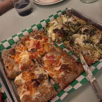 Quarter Sheets - Pizza Near Me - Los Angeles, California Quarter Sheets - Pizza Near Me - Los Angeles, California