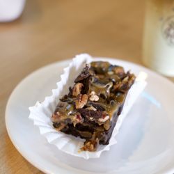 Dar Coffee - Delicious caramel pecan brownie