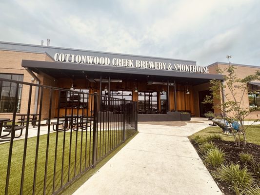 Cottonwood Creek Brewery by null