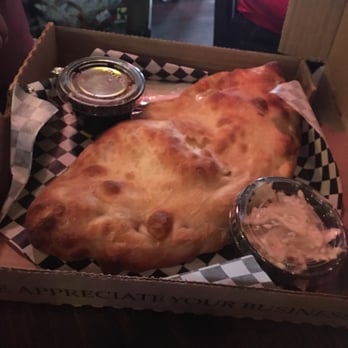 Brooklyn Pie - Calazone - Pizza Near Me - Austin, Texas