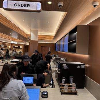 Chagee Modern Teahouse - Ordering and prep area - Coffee & Tea Near Me - Brea, California
