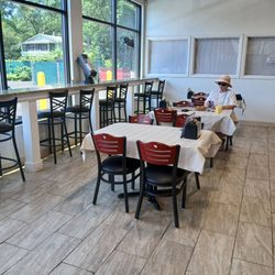 Rasoi Bowls & More - Dining area