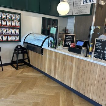 Fossette Focacceria - Inside - Cafes Near Me - Washington, DC, District of Columbia
