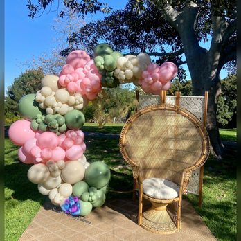 Sweet N' Sassy Balloons - Balloon garland - Balloon Services Near Me