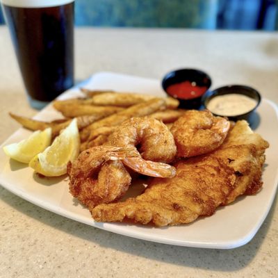 Anthony's Fish Grotto by null