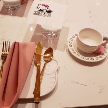 Hello Kitty Cafe - Cute setting - Cafes Near Me - Irvine, California Hello Kitty Cafe - Cute setting - Cafes Near Me - Irvine, California