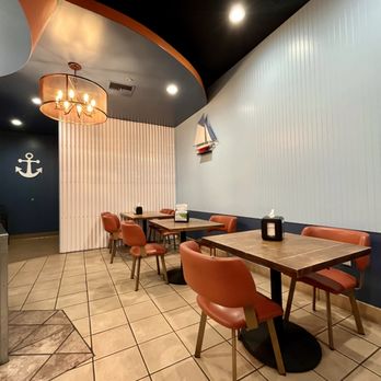 Boil Daddy - Interior dining area. Can seat up to a group of 20. - Cajun/Creole Near Me - Santa Ana, California Boil Daddy - Interior dining area. Can seat up to a group of 20. - Cajun/Creole Near Me - Santa Ana, California