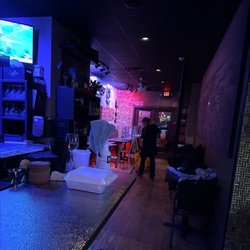 Bistro 71 - Sitting area