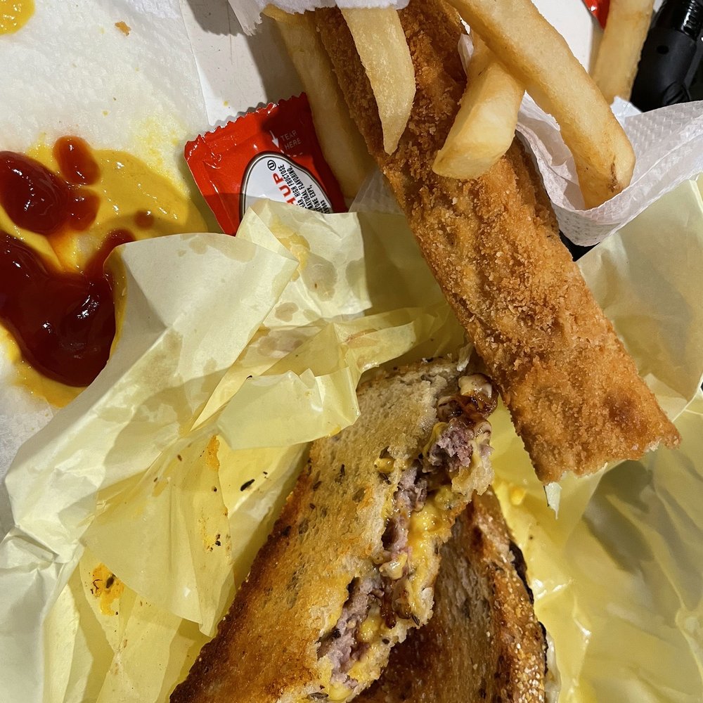 Super Charburgers - Fries zucchini patty melt - Burgers Near Me - Tujunga, California Super Charburgers - Fries zucchini patty melt - Burgers Near Me - Tujunga, California