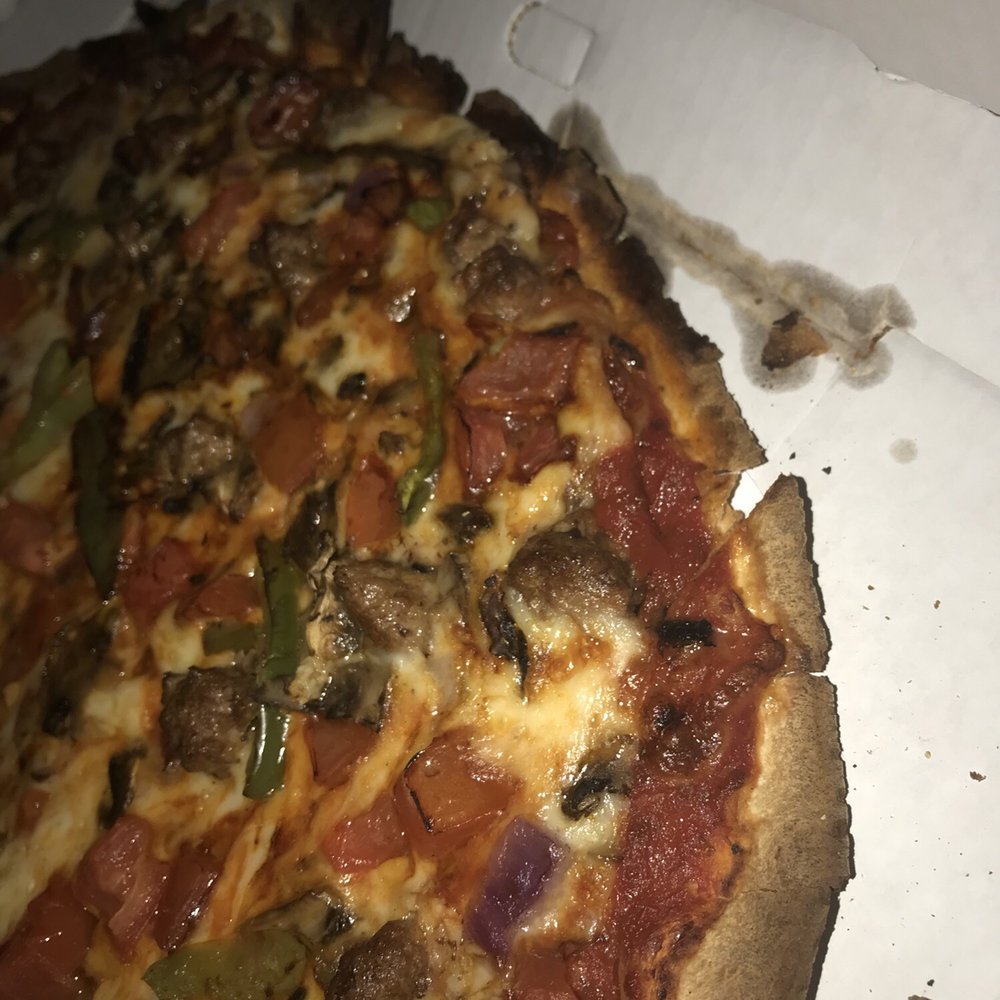 THE BEST 10 Pizza Places in Oshkosh, WI Last Updated August 2021 Yelp