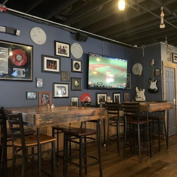 Fightingtown Tavern - Decor - Burgers Near Me - Blue Ridge, Georgia Fightingtown Tavern - Decor - Burgers Near Me - Blue Ridge, Georgia