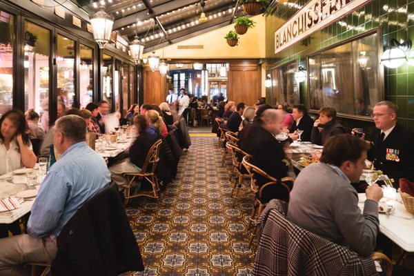 Le Diplomate by null