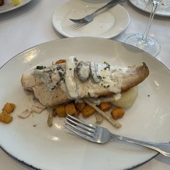 Mi Piace - Rainbow trout wit veggies - Italian Near Me - Pasadena, California Mi Piace - Rainbow trout wit veggies - Italian Near Me - Pasadena, California
