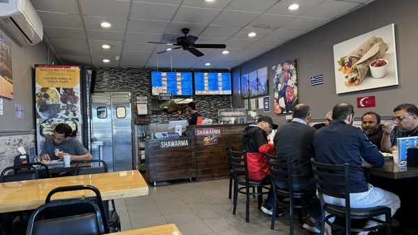 Greens N Grills by null