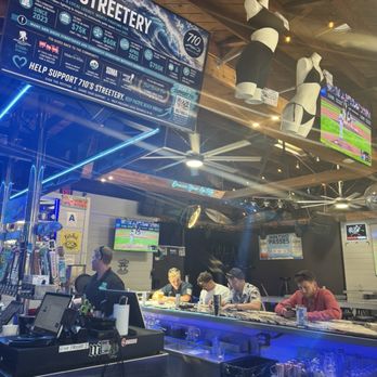 710 Beach Club - Bar view - Music Venues Near Me - San Diego, California