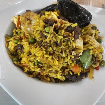Simar - Paella de Simar - Seafood Near Me - Austin, Texas