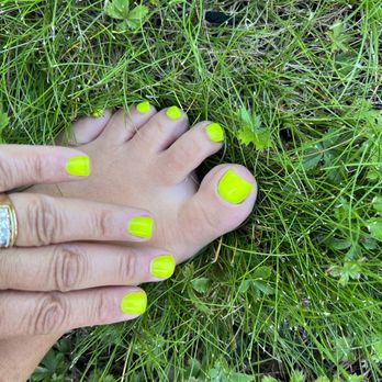 Check Nails and Spa - Gel manicure and classic pedicure - Nail Salons Near Me - North Easton, Massachusetts