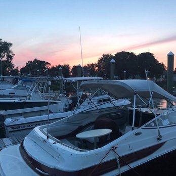 Fairwinds Marina - Marinas Near Me - Warwick, Rhode Island Fairwinds Marina - Marinas Near Me - Warwick, Rhode Island