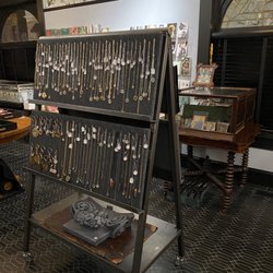 Aboutus - Costume jewelry