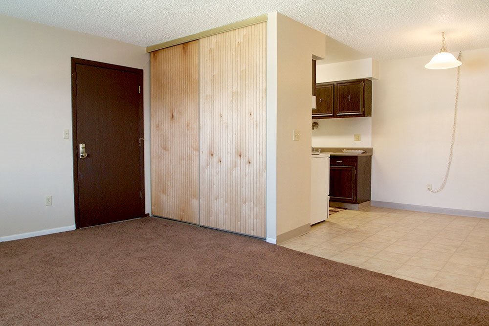 COUNTRY GREEN APARTMENTS 25 Photos 3065 E US Hwy 50, Canon City