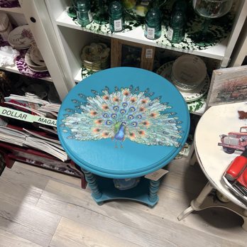 Bliss Market - Used, Vintage & Consignment Near Me - Roseville, California Bliss Market - Used, Vintage & Consignment Near Me - Roseville, California