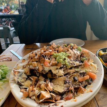 Los Agaves - Bars Near Me - Goleta, California