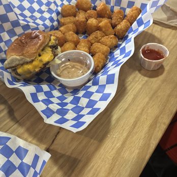 Smash Burger Bar - Kids - Burgers Near Me - Griffin, Georgia