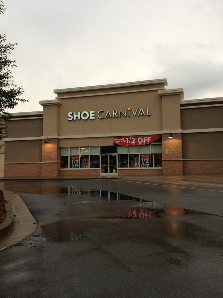 SHOE CARNIVAL CLOSED 2626 E Stone Dr, Kingsport, Tennessee Shoe