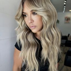 Meura Hair Salon - By Roxy