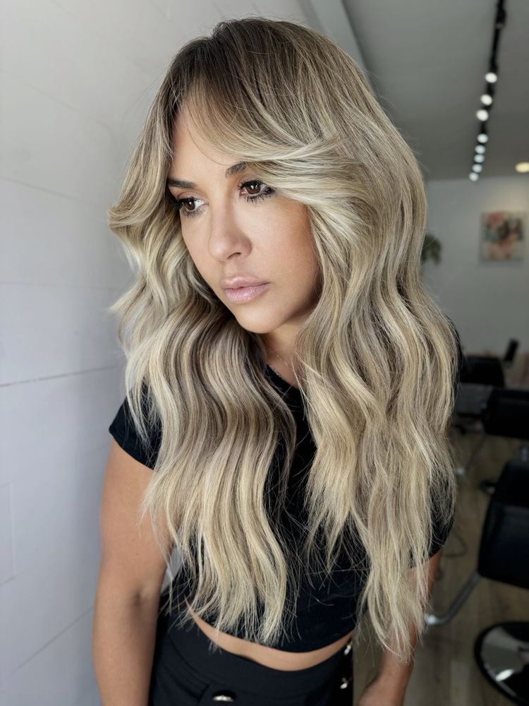 Meura Hair Salon Image