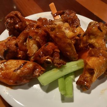 The Dirty Drummer - Honey Hot Wings & Red Gold. Fried, Sauced, Grilled & Re-Tossed - Sports Bars Near Me - Phoenix, Arizona