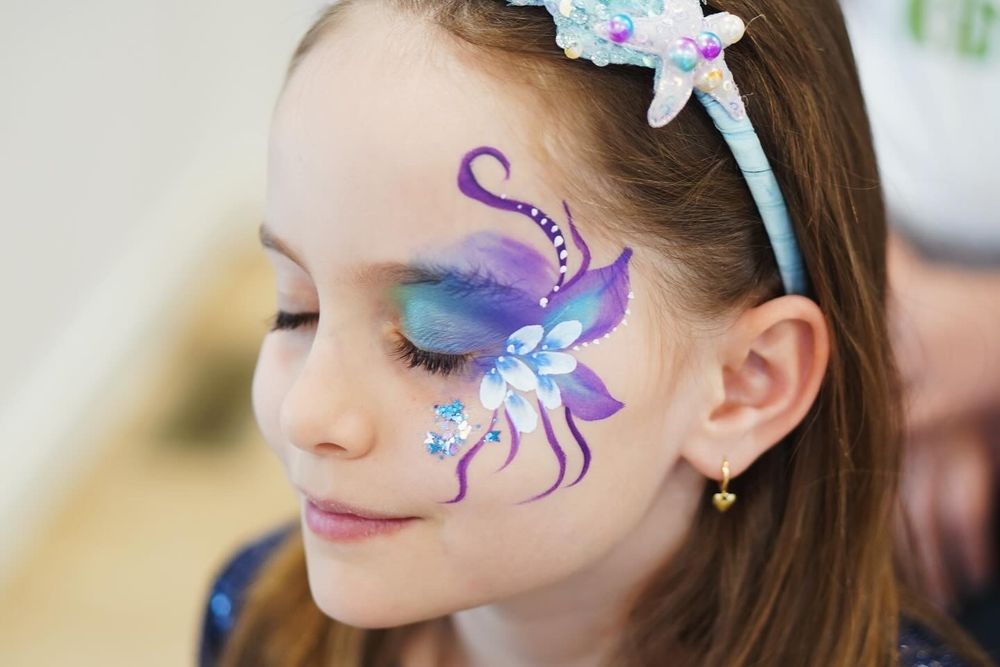 Newton Face Painting