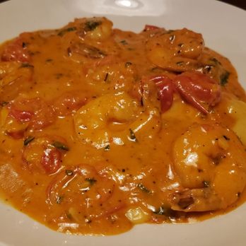Regalia - Lobster ravioli with prawns - Italian Near Me - Chicago, Illinois Regalia - Lobster ravioli with prawns - Italian Near Me - Chicago, Illinois