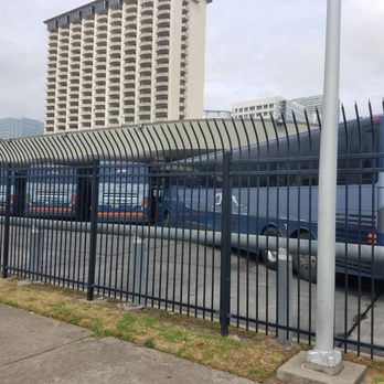 Greyhound Bus Lines - Woof - Buses Near Me - Olympia, Washington