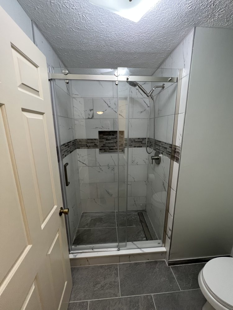 Slide of LM Home Improvement & Renovation