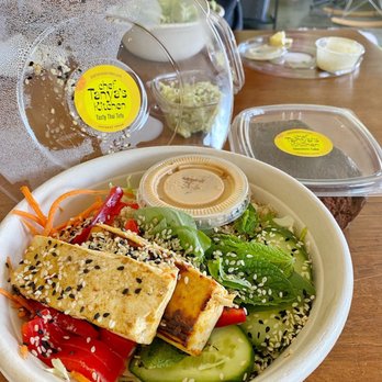 Chef Tanya's Kitchen - Tasty Thai Tofu Salad - Vegan Near Me - Palm Springs, California Chef Tanya's Kitchen - Tasty Thai Tofu Salad - Vegan Near Me - Palm Springs, California