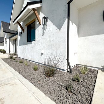 SIG Landscape - the front of a house - Landscaping Near Me - Modesto, California SIG Landscape - the front of a house - Landscaping Near Me - Modesto, California
