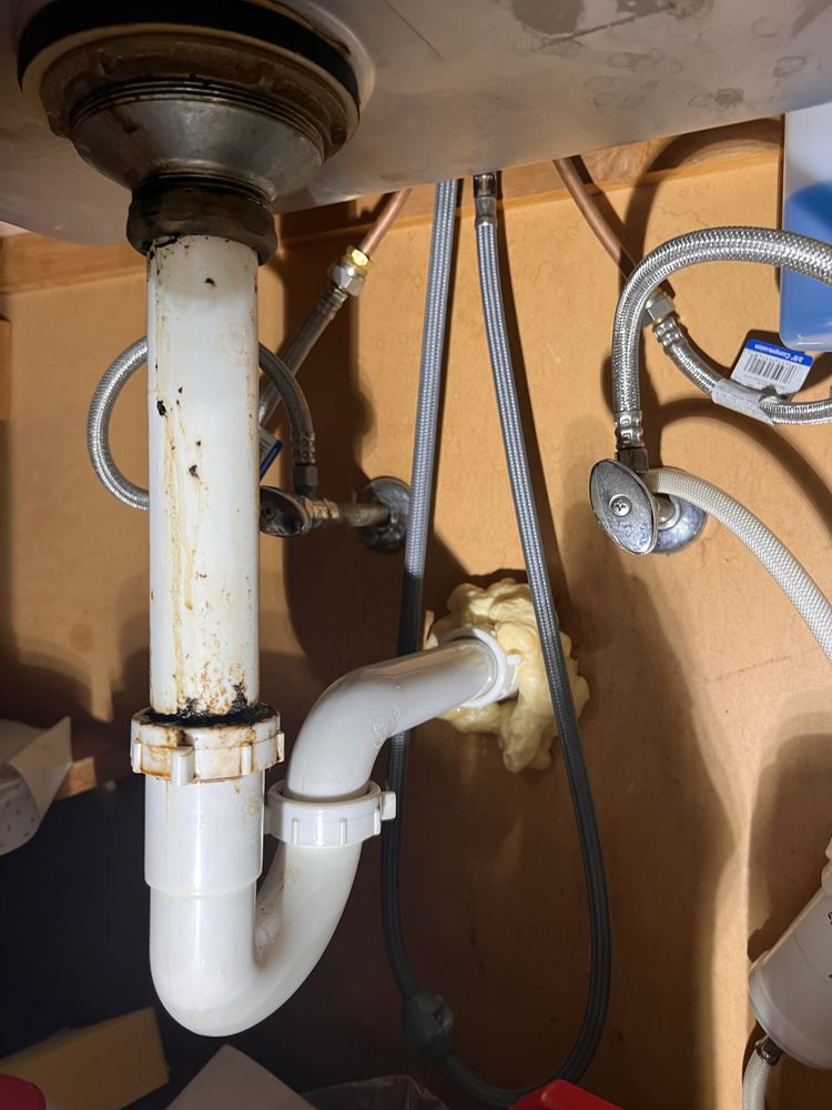 Slide of R & T Plumbing and Heating