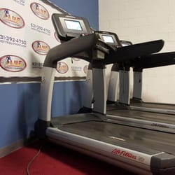 AME Fitness Equipment - Life Fitness Elevation Discover Si Treadmills 2014 Models